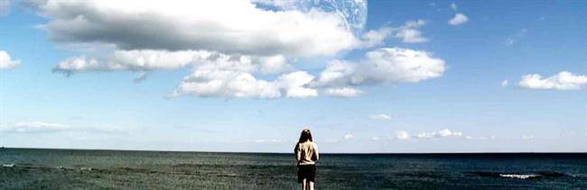 Another Earth – زمین دیگر ( 2011 )