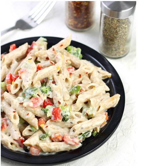دستور تهیه پاستا با سس سفید