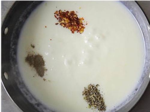 دستور تهیه پاستا با سس سفید
