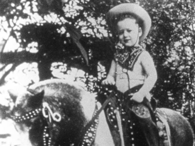 بیل کلینتون رئیس جمهور سابق ایالات متحده آمریکا در کودکی