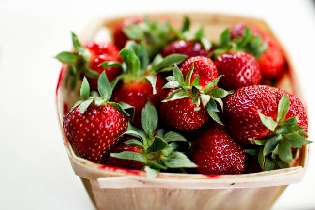 میوه های مفید برای پوست