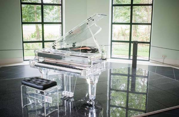 پیانو کریستالی هاینتزمن: 3.2 میلیون دلار