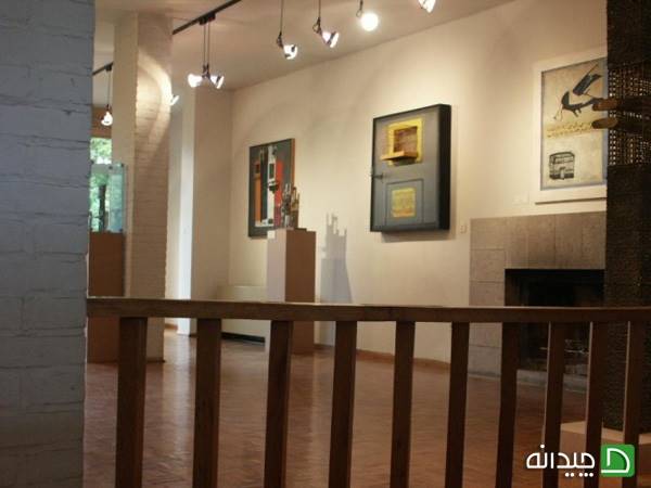 راهروهای نمایشگاهی در دکوراسیون خانه پرویز تناولی 