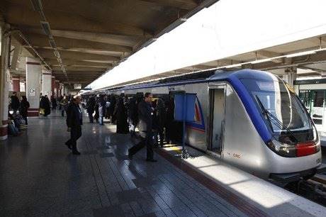 جزئیات برخورد دو قطار در ایستگاه متروی طرشت