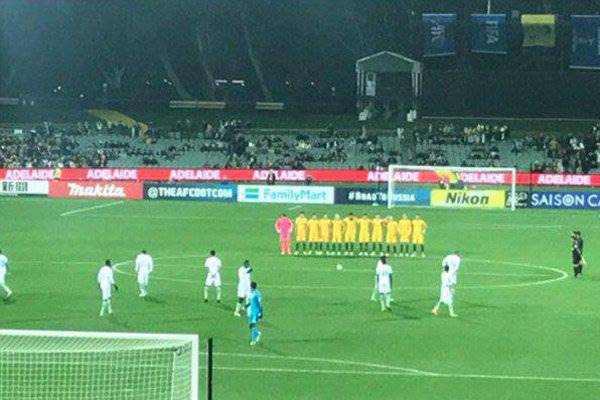 رفتار ناپسند بازیکنان تیم ملی فوتبال عربستان در دیدار با استرالیا