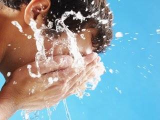 پوست‌تان را با آب قلیایی بشویید