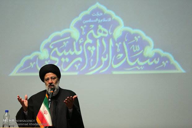 حجت الاسلام رئیسی امشب در مسجد ارک سخنرانی می کند