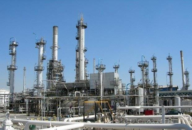 ایران روزانه 1.5 میلیارد فوت مکعب گاز مایع به پاکستان صادر می کند