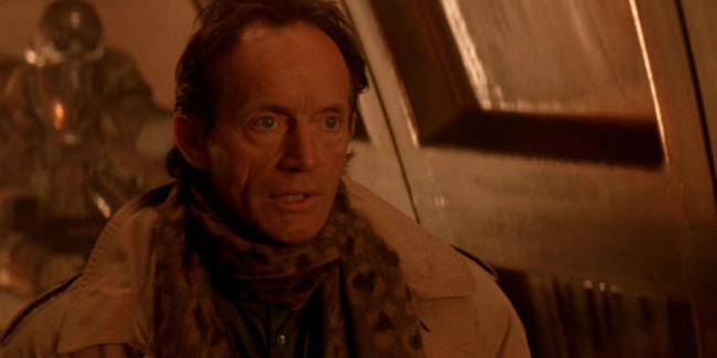 Lance-Henriksen-Alien-3-Bishop-II-w700