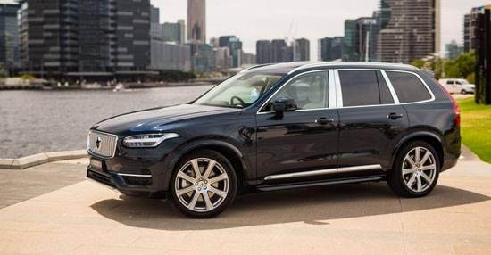 لندکروزر و XC90؛ زیباروی غربی در برابر جان سخت شرقی