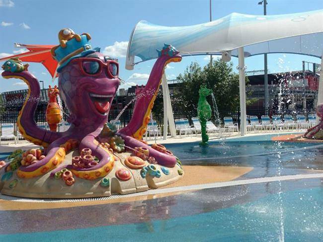 water-park-people-disabilities-morgans-inspiration-island-4-59477845bbe4d__700-w700