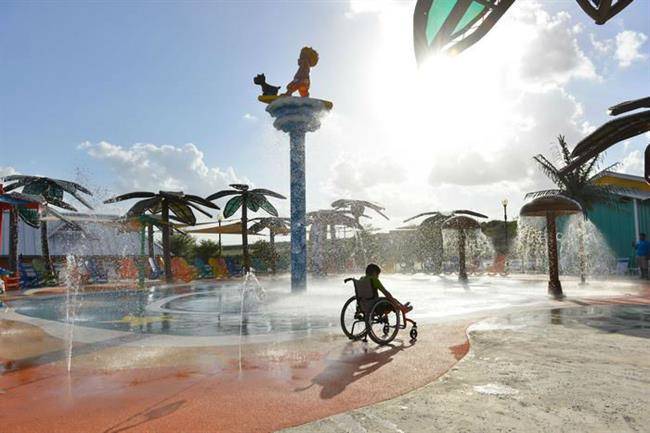 water-park-people-disabilities-morgans-inspiration-island-10-59477852a7847__700-w700