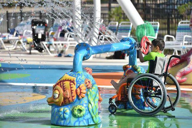 water-park-people-disabilities-morgans-inspiration-island-11-59477854c28d9__700-w700