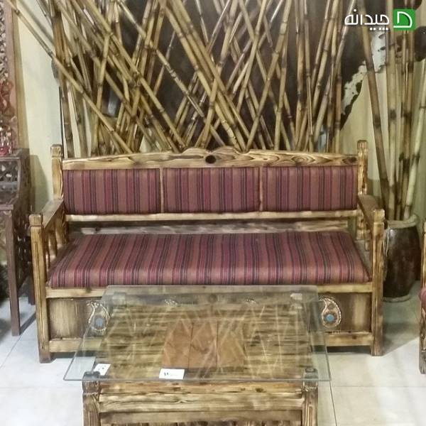 طراحی نشیمن با مبل و کاناپه چوبی