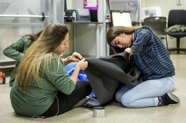 solar-powered-tent-invention-homeless-teen-girls-20-w700