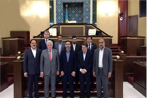 گروه دوستی ایران و قزاقستان از پارلمان قزاقستان بازدید کردند