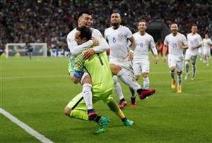 پرتغال 0(0)-(3)0 شیلی: براوو درخشان‌تر از توپ طلا