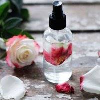 فواید گلاب برای پوست، مو و سلامت