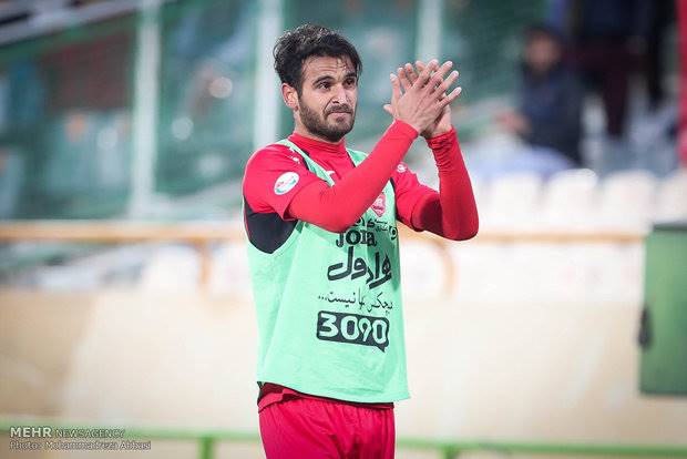 نوراللهی دنبال مجوز برای تمرین با پرسپولیس