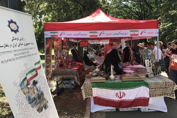 استقبال بلغارها از هنر خوشنویسی ایران در جشنواره «آسیا از نزدیک»