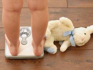 چاقی در چه سنینی کودکان ما را تهدید می کند؟