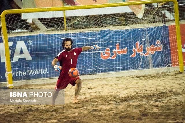 حسینی: تیم‌ها و اسپانسرهای بزرگ وارد فوتبال ساحلی شوند
