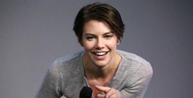 lauren-cohan-in-the-walking-dead-1471381602-w700