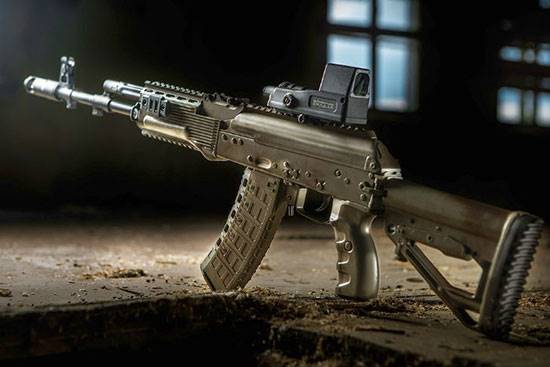 با تفنگ «AK-12»، جدیدترین اسلحه ساخته شده توسط کمپانی کلاشینکف آشنا شوید