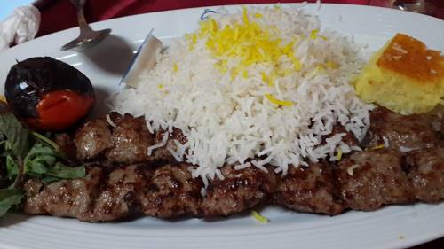 در ایران از چلوکباب محبوب تر، غذایی نیست