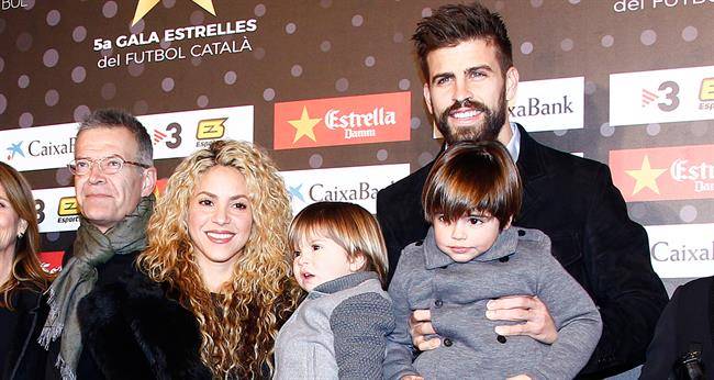 shakira-supports-gerard-pique-at-catalan-sports-awards-social.jpg