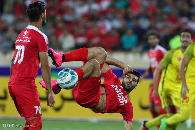 باشگاه پرسپولیس به دنبال جلب رضایت اسپانسر