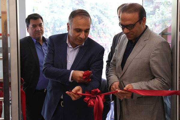افتتاح سیصدودهمین شعبه بانک پارسیان در باغ فیض تهران