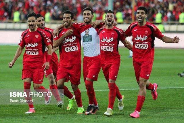 پرسپولیس عناوین برتر را درو کرد/ 6 عنوان برای پرسپولیس و 2 عنوان برای استقلال