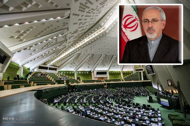 تحولات منطقه وزیرخارجه‌ای شجاع می‌طلبد/ظریف:بدنبال تک صدایی نیستم