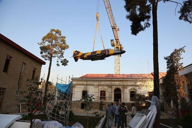 موزه دفاع‌مقدس در خانه "دایی جان ناپلئون"؟!