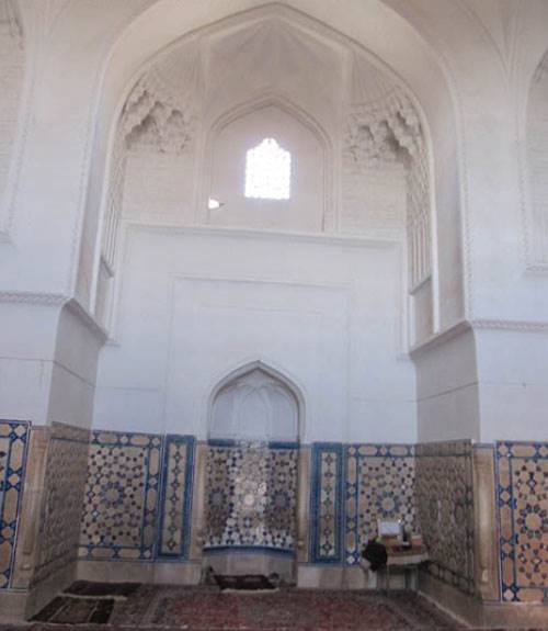 آرامگاه مولانازین الدین ابوبکر