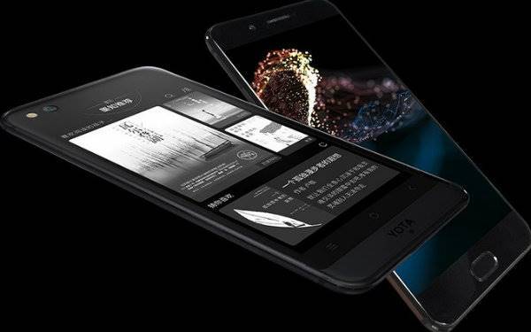 موبایل YotaPhone 3 معرفی شد؛ میان رده ای به همراه نمایشگر ثانویه E-Ink