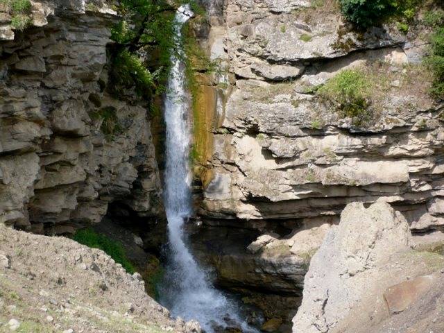 آبشار حاج شیخ موسی 