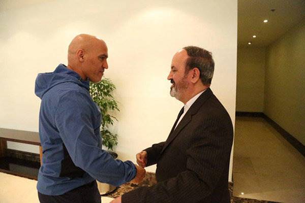 منصوریان در نشست امروز هیات مدیره شرکت نمی‌کند