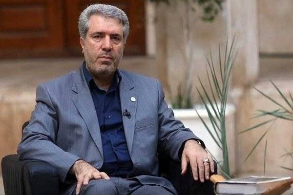 هر گردشگر معادل 30 بشکه نفت ارز وارد کشور می کند