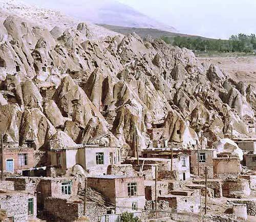 معماری صخره ای 