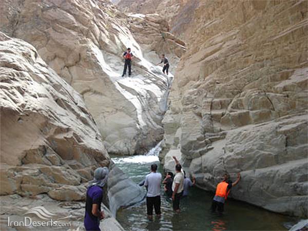 آبشارهای دره سختی (فوسک)