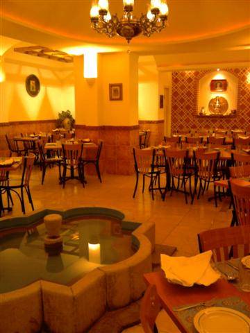 رستوران سنتی دلستان