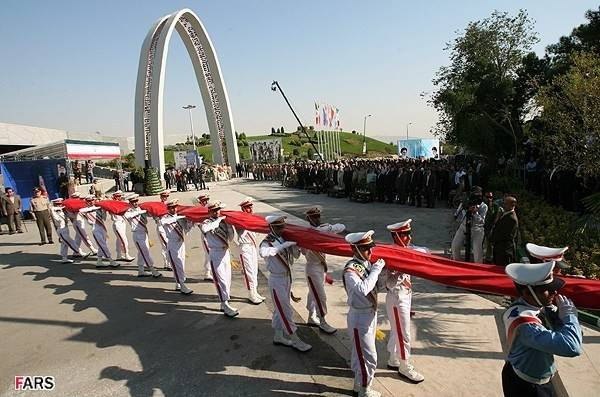 بلندترین برج پرچم ایران