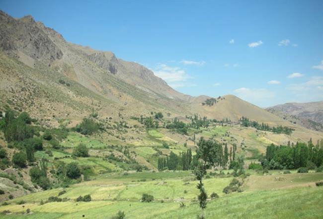 روستای طرزه