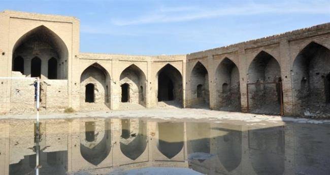 مسجد و مناره برسیان