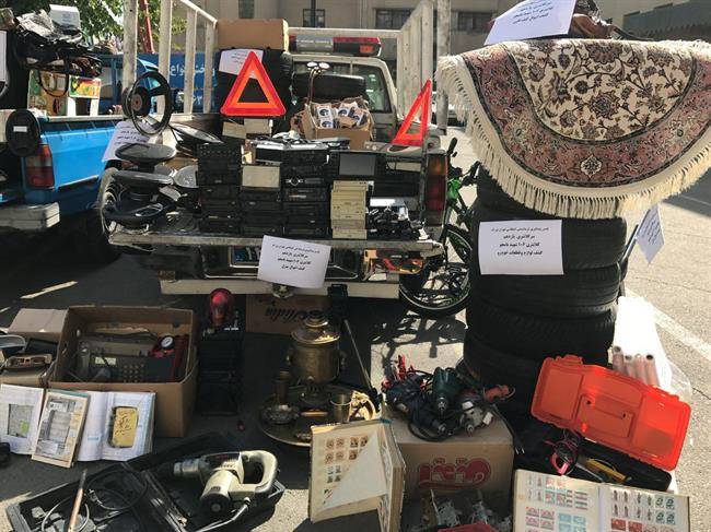 کشف 5 خانه فساد و متلاشی شدن باندهای مراکز فساد/ دستگیری عربده کش ها، ساقی ها و کاسب های تهران کشف 5 خانه فساد و متلاشی شدن باندهای مراکز فساد/ دستگیری عربده کش ها، ساقی ها و کاسب های تهران