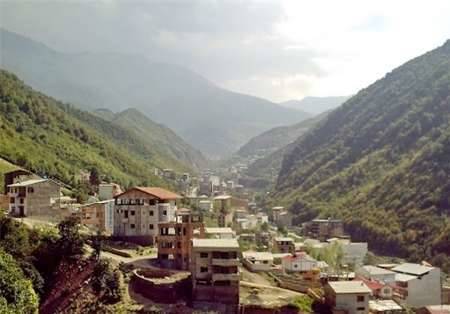 بافت گردشگری و تاریخی روستای زیارت، پنهان در ساخت و سازهای غیرمجاز