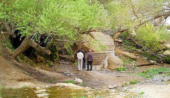 آبشار قطره باران