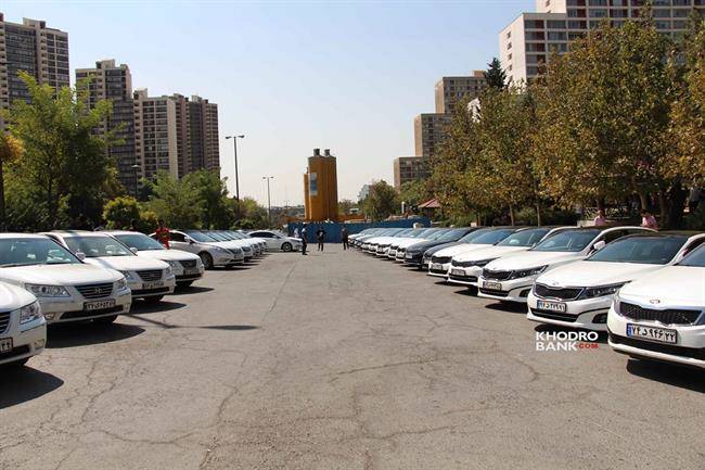 گردهمایی کیا <a href='http://www.khodrobank.com/Cars/%D9%83%DB%8C%D8%A7/141/%DA%A9%DB%8C%D8%A7-%D8%A7%D9%BE%D8%AA%DB%8C%D9%85%D8%A7'>اپتیما</a> و هیوندای سوناتا